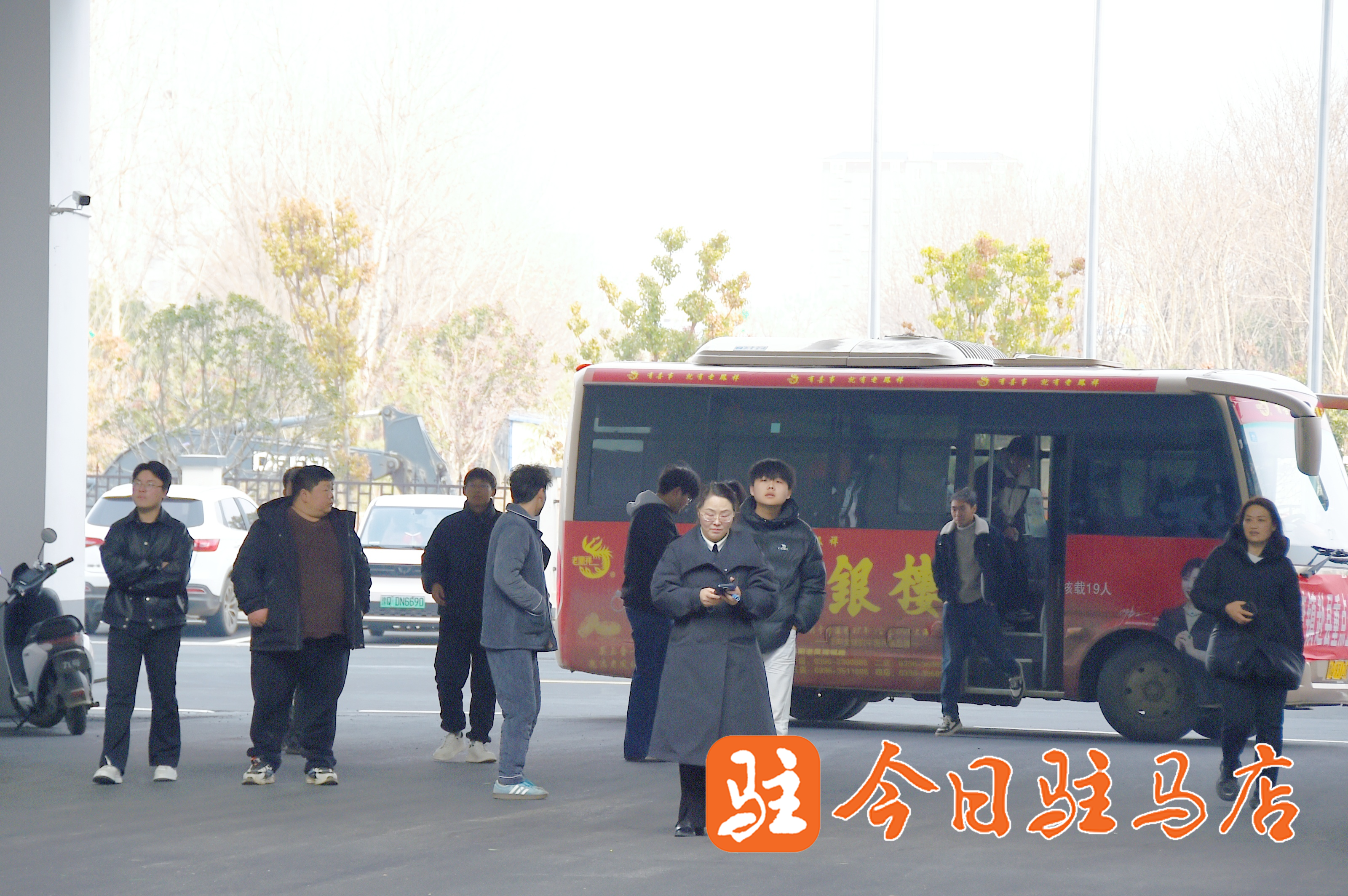 “就业直通车”架起供需桥 家门口圆群众就业梦